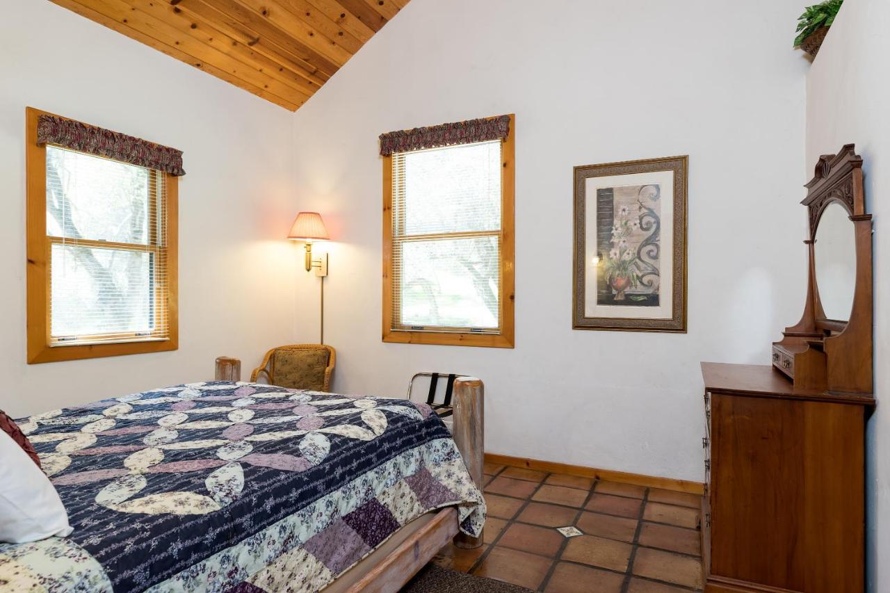 Homestead Cottages Ahwahnee Buitenkant foto